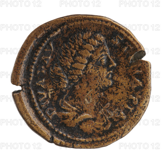 Sestertius, Marcus Aurelius (121–180; Roman emperor 161–180), issuer. Obverse: Bust of Faustina II in drapery facing right, inscription DIVA FAV•STINA PIA all around. Reverse: Aeternitas (personification) in a veil stands frontally, turns her head to the left, lifts a fold of the veil with her right hand, holds a long torch; inscription A ETHER•NITAS all around, in SC fields. Posthumous issue for Faustina the Younger (ca. 130–176; Roman empress 161–176). Iconography: Faustina the Younger, Aeternitas, scepters, veils. After 176, Roman Empire (27 BC–476), Rome. Coin; diameter 33.0–34.5 mm, weight 29.00 g, axis 15°.