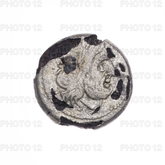Plated, publisher; Jupiter (mythology), Victoria (personification); obverse: head of Jupiter in a laurel wreath at right, beaded border; reverse: Victoria facing right crowns a trophy, inscription ROMA under the line, continuous border. After 211 BC; Roman Republic (505–27 BC), Rome. Coin: diameter 16.9 mm, weight 2.44 g, axis 225°.