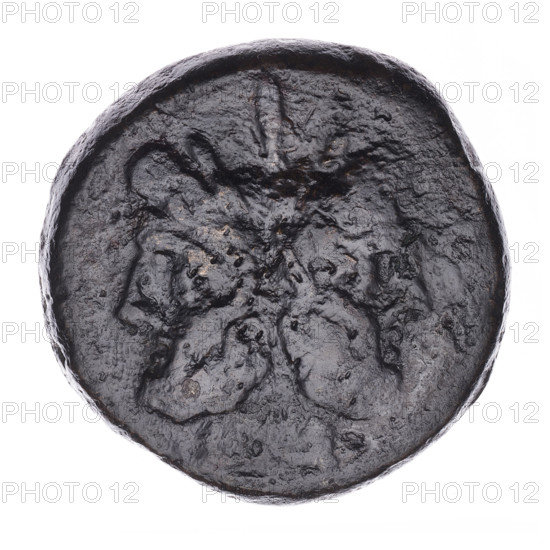 As, publisher; head of Janus (iconographic); ship's prow (iconographic); Janus (mythological); ships. Obv.: Head of Janus in laurel wreath; above value mark I; continuous border. Rev.: Ship's prow right; above value mark I; below inscription M; pearly border. After 211 BC; Roman Republic (505–27 BC); Rome. Coin; dia. 34.0 mm; weight 35.66 g; axis 225°.