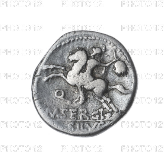 Denarius, Sergius Silus, M. (fl. 116–115 BC), publisher. Obverse: Helmeted head of Roma at right; before it the inscription EX.SC; behind it the sign of value X (crossed out) and the inscription ROMA. Beaded border. Reverse: Galloping horseman to the left with a sword and a severed head; below the letter Q and the inscription M.SERGI; below the line the inscription SILVS. Pearl border. Mythological motif with helmets, riders, swords, horses, head of Roma, severed heads. 116–115 BC, Roman Republic, Rome. Coin; diameter 19.4 mm, weight 3.87 g, axis 225°.