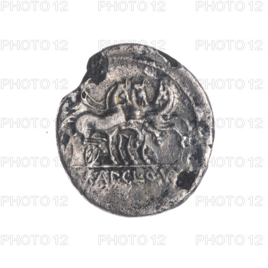 Denarius subaeratus; issuers/publishers: Manlius Mancinus, T. (fl. 111–110 BC), Claudius Pulcher, Ap. (fl. 111–110 BC), Urbinius, Q. (fl. 111–110 BC). Obverse: head of Roma in helmet facing right. Reverse: Victoria (Wiktoria, personification) on a triga at right; under the line, inscription 'MANL.' (MANL in ligature) and 'AP.CL.Q.VR' (VR in ligature). Pearl border. Iconography: head of Roma; Victoria on a triga; helmets, horses. Date: 111–110 BC, Roman Republic. Place: Rome. Medium: plated coin (denarius subaeratus). Diameter 17.2 mm; weight 2.68 g; axis 180°.