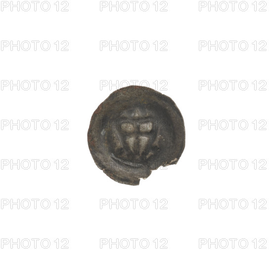 Denarius bracteate: one-sided coin depicting a triangular shield with a cross whose arms reach the edge; two balls above the shield and one ball on each side. Iconographic motifs: shield with cross I, shields, triangular shield. Associated with the Teutonic Knights (Order). Ca. 1307/1308–ca. 1317/1318. Coin (one-sided). Diameter 14.2 mm; weight 0.21 g.