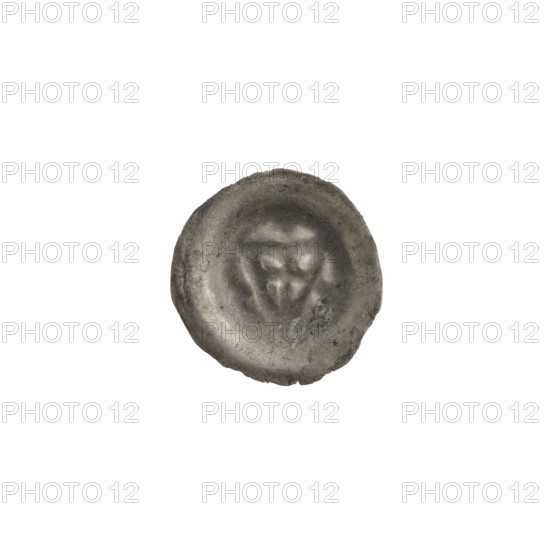 Denarius (bracteate); one-sided coin showing a triangular shield with a cross whose arms reach the shield's edge. One ball on each side of the shield; above the shield a ball merging with the rim. Iconography: shield with cross I, shields, triangular shield. Maker/issuer: State of the Teutonic Order (1226–1525). Date: ca. 1307/1308–ca. 1317/1318. Medium/function: coin (bracteate). Diameter 15 mm; weight 0.25 g.