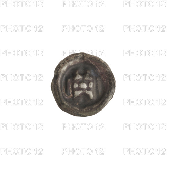 Denarius (bracteate). One-sided coin showing a gate (Gate II) topped with three pillars crowned by spheres; central sphere with rays. Under the gate vault, a cross. Teutonic Knights (Order). ca. 1327/1328–ca. 1337/1338. Coin (bracteate). Diameter 14.8 mm; weight 0.24 g.