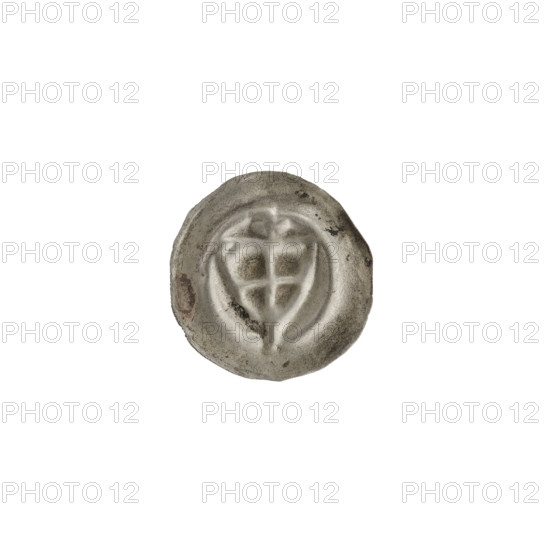 Denarius - bracteate; triangular shield with a cross whose arms reach the edge; above the shield a trefoil-shaped cross; shields; trefoil (iconographic); one-sided coin; attributed to the Teutonic Knights (order); ca. 1307/1308–ca. 1317/1318; coin (one-sided); diameter 14.5 mm; weight 0.19 g WQXBCFS