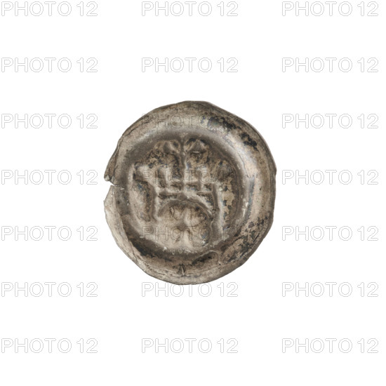 denarius - bracteate, gate I (iconographic), lilies, gates, balls, stars, one-sided coins, six-pointed star (iconographic), Teutonic Knights (order). Gate with four rectangular and two triangular openings topped with a lily. At the corners of the gate there is one ball. Between the lily and the balls there is one smaller ball. Under the arched vault of the gate, a six-pointed star. ca. 1257/1258 - ca. 1267/1268. State of the Teutonic Order (1226-1525). Coin (one-sided), diameter 18.4 mm, weight 0.26 g. Maker: Richard, Anthony (1841-1894)