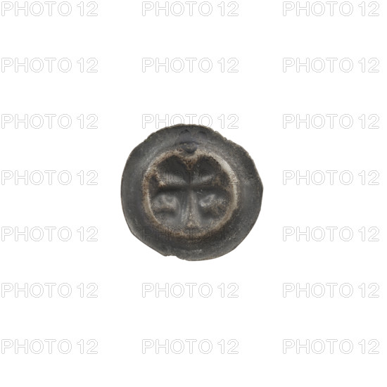 denarius - bracteate, Latin cross (iconographic), one-sided coin, trefoils, Teutonic Knights (order), Latin cross with widening, bifurcated ends of its arms; on both sides of its longer arm, trefoils with their bases facing each other; ca. 1317/1318 - ca. 1327/1328; State of the Teutonic Order (1226-1525); coin (one-sided); diameter 14.2 mm; weight 0.21 g