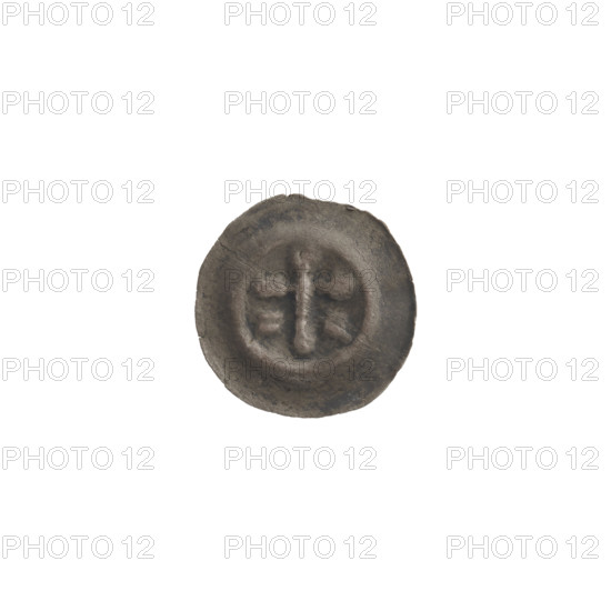 Denarius — bracteate; one-sided coin (diameter 14.2 mm, weight 0.18 g); ca. 1317/1318–ca. 1327/1328; State of the Teutonic Order (1226–1525). Decoration: Latin cross with rounded arm ends (longer arm has a diagonal cross on both sides); equal-armed crosses with rounded, rhombus-like arms; iconography associated with the Teutonic Knights.