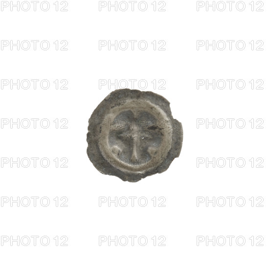 Denarius — bracteate imitation; one-sided coin depicting a Latin cross with a shorter horizontal beam below the main horizontal arms. On both sides of the cross are symbols. 14th century? Teutonic Order (1226–1525). Coin (one-sided). Diameter 14 mm; weight 0.16 g. WQXBCFS