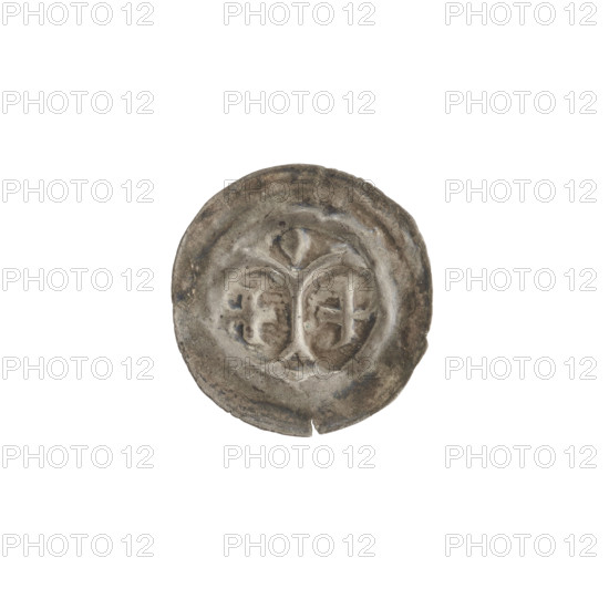 Denarius (bracteate) showing arcades, columns, crosses, forked column, equal-armed cross, one-sided coin with spheres; Column with two arches at the bottom, forked, topped with a sphere; on each side one equal-armed cross. ca. 1267/1268–ca. 1277/1278. State of the Teutonic Order (1226–1525). Coin (one-sided). Diameter 17.3 mm; weight 0.19 g.