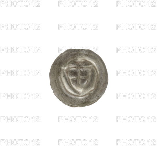 Denarius - bracteate; one-sided coin showing a triangular shield with a cross whose arms reach the edge, with a trefoil-shaped cross above; additional shields; iconographic motifs: shield with cross I, shields, triangular shield, trefoil; Teutonic Knights (order); ca. 1307/1308–ca. 1317/1318; State of the Teutonic Order (1226–1525); coin (one-sided); diameter 14.6 mm; weight 0.18 g.