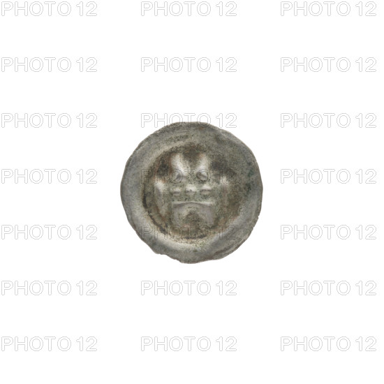 Denarius bracteate; gate topped with three posts each topped with trefoils. Under the straight vault of the gate, an isosceles cross with widening arms. Iconography: gate (II), isosceles cross, trefoils, one-sided coin; Teutonic Knights (Order). Attributed dating ca. 1327/1328–ca. 1337/1338. Coin (one-sided), diameter 14.5 mm, weight 0.22 g.