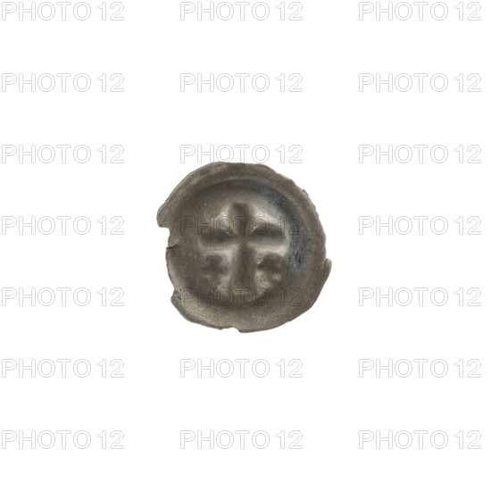 Denarius (bracteate), one-sided coin featuring a Latin cross with slightly widening arm tips; on each side of its longer arm, one equal-armed cross. Iconography: Latin cross, equal-armed crosses. Associated with the Teutonic Knights (Order). Date: ca. 1317/1318–ca. 1327/1328. State of the Teutonic Order (1226–1525). Medium: coin (one-sided). Diameter 14.3 mm; weight 0.21 g.