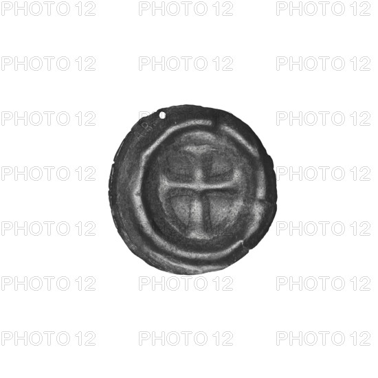 Denarius-bracteate of Albrecht Hohenzollern (Grand Master, 1490–1568). One-sided coin (bracteate), AR punch; obverse: shield rounded at the bottom with a cross with expanding arms reaching its edge, additional shields and crosses. Date: 1511–1525. Issued by the State of the Teutonic Order (1226–1525), Königsberg. Diameter 12.6 mm; weight 0.24 g.