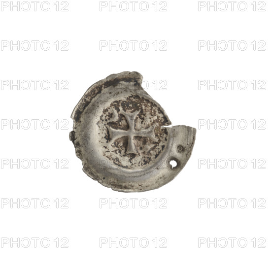 Denarius bracteate (one-sided coin) with isosceles cross with expanding, split arms; in one angle between its arms a six-pointed star, in the opposite angle a crescent (moon) and additional stars. Leliwa (coat of arms) motifs. 2nd half of the 13th century, State of the Teutonic Order (1226–1525). Coin, diameter 18 mm, weight 0.23 g.