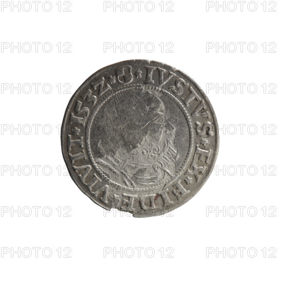 grosz; Straub (Strawb), Heinrich, publisher; Wille, Albrecht (fl. 1520-?), publisher; Decjusz, Jost Ludwik (fl. 1528-1535); Albrecht Hohenzollern (Prince of Prussia; 1490–1568) — iconography: eagles, Hohenzollern coat of arms, male busts in armour. Aw. Prussian eagle with on its breast a crowned letter S. Along the rim, between pearly borders, an inscription beginning with a rosette: ALBER*D*G*MAR*BRAN*DVX*PRVS. Rw. Male bust in armor, profile turned to the right, short hair, beard with sideburns. Along the rim, between pearly borders, an inscription beginning with the Hohenzollern coat of arms: *IVSTVS*EX*FIDE*VIVIT*I53Z*. 1532. Ducal Prussia (1525–1701), Königsberg. Coin: diameter 22.9 mm, weight 1.73 g, axis 50°.