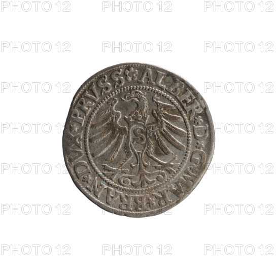 grosz; Straub (Strawb), Heinrich, publisher; Wille, Albrecht (fl. 1520-?), publisher; Decjusz, Jost Ludwik (fl. 1528-1535); eagles; Albrecht Hohenzollern (Prince of Prussia; 1490-1568) — iconography; male busts in armour; Hohenzollern coat of arms; Prussian Eagle with on its breast a crowned letter S. Along the rim, between the pearly borders, an inscription beginning with a rosette: ALBER*D*G*MAR*BRAN*DVX*PRVSS. Reverse: male bust in armor, profile turned to the right, short hair, beard with sideburns. Along the rim, between the pearly borders, an inscription beginning with the Hohenzollern coat of arms: *IVSTVS*EX*FIDE*VIVIT*I53Z*. Date: 1532. Place: Ducal Prussia (1525–1701), Königsberg. Object: coin (grosz); diameter 22.6 mm; weight 2.00 g; axis 315°.