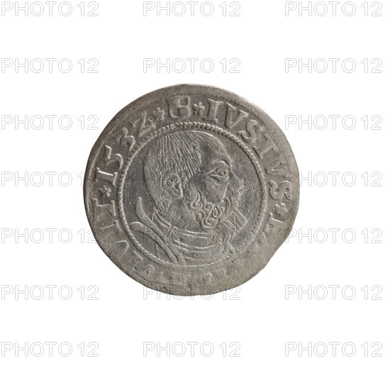 grosz, Straub (Strawb), Heinrich, publisher, Wille, Albrecht (fl. 1520-?), publisher, Decjusz, Jost Ludwik (fl. 1528-1535), Albrecht Hohenzollern (Prince of Prussia; 1490-1568) - iconography, Hohenzollern (coat of arms), male busts in armour, eagles, Prussian eagle on its breast a crowned letter S. Along the rim, between the pearly borders, an inscription beginning with a rosette ALBER*D, G*MAR*BRAN*DVX*PRVSS. Male bust in armor, profile turned to the right, short hair, beard with sideburns. Along the rim, between the pearly borders, an inscription beginning with the Hohenzollern coat of arms *IVSTVS*E, IVIT*I53Z*, 1532, Ducal Prussia (1525-1701), Königsberg, coin: diameter 22.8 mm, weight 1.65 g, axis 270 deg.