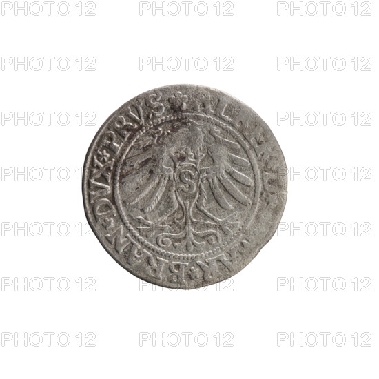grosz; Straub (Strawb), Heinrich, publisher; Decjusz, Jost Ludwik (fl. 1528–1535); Wille, Albrecht (fl. 1520–?), publisher. Obverse: male bust in armour, profile turned to the right, short hair, beard with sideburns; Prussian Eagle on its breast a crowned letter S; along the rim between pearly borders an inscription beginning with a rosette ALBER*D*, MAR*BRAN*DVX*PRVS. Reverse: Hohenzollern coat of arms shield; inscription *IVSTVS*EX*FIDE; date 1532. Iconography: Albrecht Hohenzollern (Prince of Prussia; 1490–1568). Ducal Prussia (1525–1701), Königsberg. Coin: diameter 22.2 mm, weight 1.83 g, axis 0°.