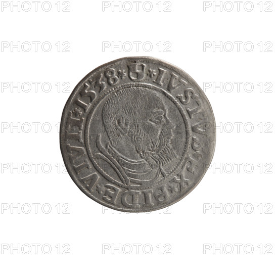 grosz; Vogelwaider (Vogelwaid), Eustachius, publisher; Decius, Jost Ludwik (fl. 1528–1535); eagles; Albrecht Hohenzollern (Prince of Prussia; 1490–1568) — iconography; Hohenzollern (coat of arms); male busts in armor. Obv.: Prussian eagle, on its chest a crowned letter S; on the rim between the pearl borders an inscription beginning with a rosette ALBER*D, R*BRAN*DVX. Rv.: Male bust in armor, profile turned to the right, short hair, beard with sideburns; on the rim, between the pearl borders, an inscription beginning with the Hohenzollern coat of arms *IVSTVS*EX*FIDE*VIVIT* I538*. Date: 1538. Place: Ducal Prussia (1525–1701), Königsberg. Object: coin; diameter 23.3 mm; weight 1.79 g; axis 315°.