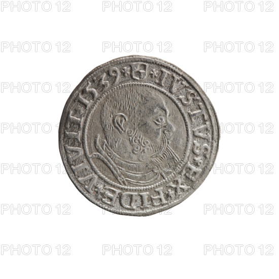 grosz; Vogelwaider (Vogelwaid), Eustachius, publisher; Decius, Jost Ludwik (fl. 1528–1535); 1539. Silver coin (grosz) of Ducal Prussia (1525–1701), Königsberg; diameter 23.7 mm, weight 1.65 g, axis 225°. Obverse: Prussian eagle, on its chest a crowned letter S; on the rim between pearl borders an inscription beginning with a rosette: ALBER*D*G*MAR*BRAN*DVX*PRVSS. Reverse: male bust in armor, profile turned to the right, short hair, beard with sideburns; on the rim between pearl borders an inscription beginning with the Hohenzollern coat of arms: *IVSTVS*EX*FIDE*VIVIT*I539*. Subjects/themes: Hohenzollern (coat of arms), Albrecht Hohenzollern (Prince of Prussia; 1490–1568) — iconography; eagles; male busts in armor.