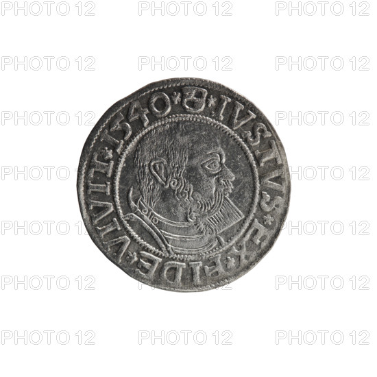 grosz; Schilling, Maciej, publisher; Decjusz, Jost Ludwik (fl. 1528–1535); Albrecht Hohenzollern (Prince of Prussia; 1490–1568) — iconography: eagles, male busts in armor, Hohenzollern (coat of arms). Obverse: Prussian eagle, on its chest a crowned letter S; on the rim between the pearl borders an inscription beginning with a trefoil ALBER*D*G*MAR*BRAN*DVX*PRVSS. Reverse: male bust in armor, profile turned to the right, short hair, beard with sideburns; on the rim between the pearly borders an inscription beginning with the Hohenzollern coat of arms: *IVSTVS*EX*FIDE*VIVIT*I540*. Date: 1540; Place: Königsberg, Ducal Prussia (1525–1701). Coin: diameter 23.3 mm, weight 1.93 g, axis 45 degrees.