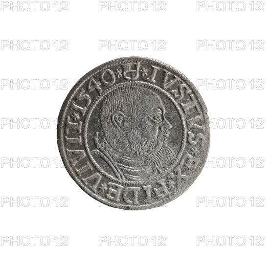 grosz, Vogelwaider (Vogelwaid), Eustachius, publisher, Decius, Jost Ludwik (fl. 1528-1535), Albrecht Hohenzollern (Prince of Prussia; 1490-1568) - iconography, eagles, Hohenzollern (coat of arms), male busts in armor, Obv. Prussian eagle, on its chest a crowned letter S. On the rim between the pearl borders an inscription beginning with a rosette ALBER*D*G*MAR*BRAN*DVX*PRVSS. Rv. Male bust in armor, profile turned to the right, short hair, beard with sideburns. On the rim, between the pearl borders, an inscription beginning with the Hohenzollern coat of arms: *IVSTVS*EX*FIDE*VIVIT*I540*. 1540, Königsberg, Ducal Prussia (1525-1701). Coin: diameter 23.5 mm, weight 1.96 g, axis 180 degrees.