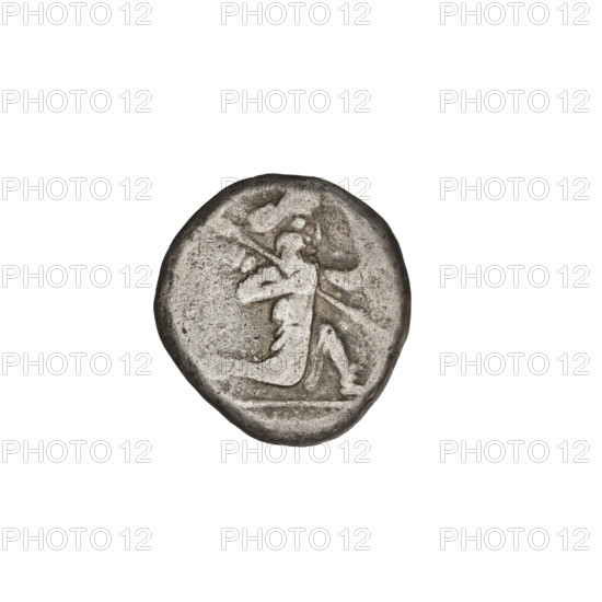 shekel (siglos); Darius III (king of Persia; 337–330 BC); incusum (iconographic); bows (weaponry); crowns; Persia; Achaemenids (Persian dynasty; 550–330 BC); Wladyslaw Semerau-Siemianowski (1849–1938) — [collector name removed]; Obv.: King Darius III in a long robe, wearing a crown, facing right, kneeling on his right knee. He holds a dagger in his right hand, a bow in the left, a quiver on his back; Rev.: incusum; V–IV BC; Persia; coin; diameter 13.0 × 14.0 mm; weight 5.45 g