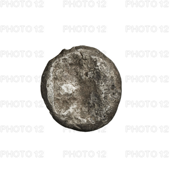 Shekel (5th century BC), Darius II (424–405 BC); obverse: King Darius II wearing a crown and long robe, kneeling on his right knee, facing right, holding a dagger in his right hand and a bow in his left; reverse: incusum; Persia (place of creation), Achaemenid (550–330 BC); coin: diameter 14.0–14.5 mm, weight 4.22 g