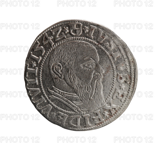 Heinrich (Straub/Strawb) Grosz; R0 (rarity). Albrecht Hohenzollern (Prince of Prussia; 1490–1568) — iconography: Hohenzollern coat of arms; male busts in armor; eagles. Obverse: Prussian eagle with crowned letter S on its chest; rim inscription between pearl-shaped borders beginning with a trefoil ALBER*D*G*MAR*BRAN*DV. Reverse: male bust in armor in profile to the right; short hair, long beard with sideburns; inner border divided by Hohenzollern shield and rim inscription *IVSTVS*EX*FIDE*VIVIT*I54Z*; date 1542. Issued in Ducal Prussia (1525–1701), Königsberg. Coin: diameter 23.4 mm, weight 1.85 g, axis 20°.