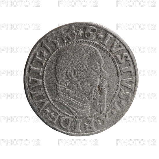 grosz; Schilling, Maciej; eagles; Albrecht Hohenzollern (Prince of Prussia; 1490–1568) — iconography; Hohenzollern (coat of arms); male busts in armour. Obverse: Prussian eagle, on his chest the crowned letter S; in the rim, between pearl-shaped borders, an inscription beginning with a trefoil ALBER*D*G*MAR*BRAN*DVX*PRVSS. Reverse: male bust in armour in profile turned to the right; short hair, long pointed beard with sideburns, dividing the inner rim; in the rim, between pearl-shaped borders, an inscription beginning with the Hohenzollern shield *IVSTVS*EX*FIDE*VIVIT*I546*. 1546; Ducal Prussia (1525–1701), Königsberg; coin. Diameter 23.2 mm, weight 1.85 g, axis 100°.