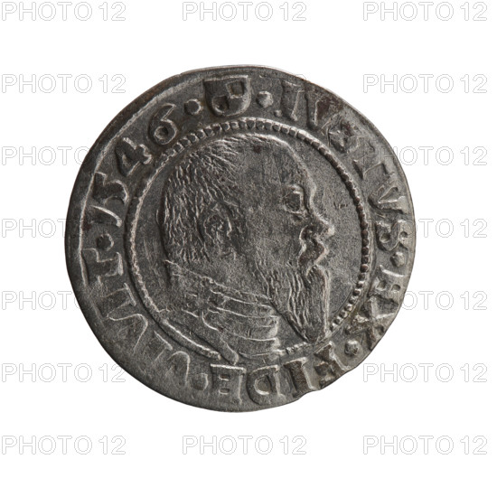 grosz; Schilling, Maciej; eagles; Albrecht Hohenzollern (Prince of Prussia; 1490–1568) — iconography; Hohenzollern (coat of arms); male busts in armour. Obverse: Prussian eagle, on its chest the crowned letter S; on the rim between pearl borders an inscription beginning with a trefoil ALBER*D*G*MA, N*DVX*PRVS. Reverse: male bust in armour in profile turned to the right; short hair, long pointed beard with sideburns; separating inner border. On the rim between pearl borders an inscription starting with the Hohenzollern shield *IVSTVS*EX*FIDE*; date 1546; Königsberg, Ducal Prussia (1525–1701); coin: diameter 22.6 mm, weight 1.89 g, axis 315°.