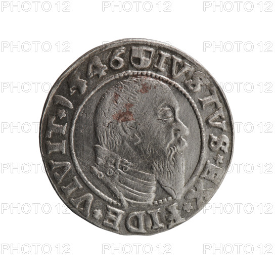 grosz, Schilling, Maciej, Albrecht Hohenzollern (Prince of Prussia; 1490–1568) — iconography: eagles, Hohenzollern (coat of arms), male busts in armor. Obv.: Prussian eagle, on its chest the crowned letter S; in the rim, between pearl-shaped borders, an inscription beginning with a trefoil ALBER*D*G*MAR*BRAN*DVX*PRVS. Rev.: male bust in armor in profile to the right; short hair, long pointed beard with sideburns; in the rim, between pearl-shaped borders, an inscription beginning with the Hohenzollern shield *IVSTVS*EX*FIDE*VIVIT*I546*. Date: 1546. Place/Political: Ducal Prussia (1525–1701), Königsberg. Object: coin (grosz/schilling); diameter 22.8 mm; weight 1.93 g; axis 135°.