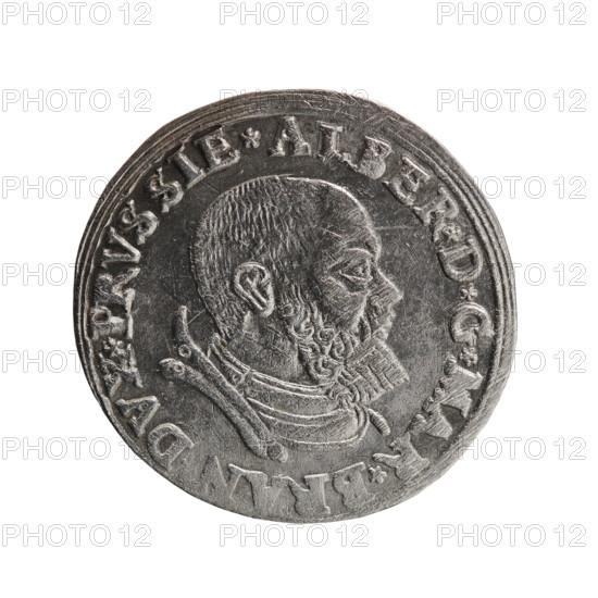 trojak, Decius, Jost Ludwik (fl. 1528-1535). Albrecht Hohenzollern (Prince of Prussia; 1490-1568) — iconography: male busts in armour, stars. Obverse: male bust in armour in profile turned to the right; short hair, beard with sideburns. In the rim the inscription *ALBER* D* G* MAR* BRAN* DVX* PRVSSIE; continuous border, triple line. Reverse: in a double continuous border an inscription in six lines *III*/GROSS:AR, /TRIPLEX/ALBER:DVC, /PRVSSIE/*I535*. Date: 1535. Place: Ducal Prussia (1525–1701), Königsberg. Object: coin (trojak); diameter 22.9 mm, weight 2.57 g, axis 90 degrees.