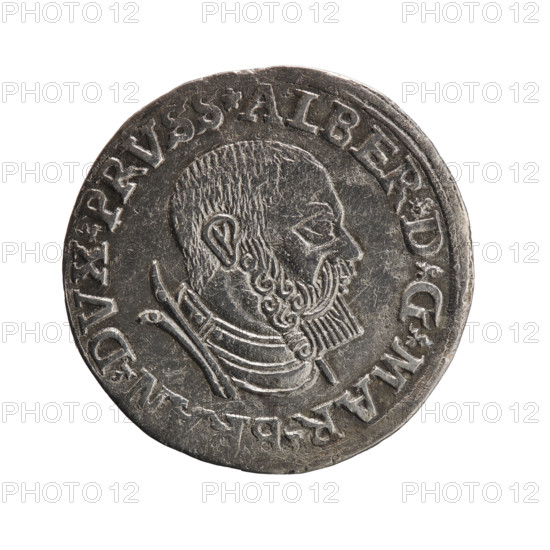trojak, Decius, Jost Ludwik (fl. 1528-1535). Albrecht Hohenzollern (Prince of Prussia; 1490–1568) — iconography: male busts in armour, stars. Obv.: male bust in armour in profile turned to the right; short hair, beard with sideburns. Inscription around the rim: *ALBER DG MAR BRAN DVX PRVSS*; continuous border, double line, floral motifs between the words. Rev.: in a double continuous border an inscription in six lines: *III*/.GROSS:AR:/.TRIPLEX./.ALBER:, VC./.PRVSSIE./*I535* (1535). Ducal Prussia (1525–1701), Königsberg. Coin; diameter 23.0 mm; weight 2.47 g; axis 200°.