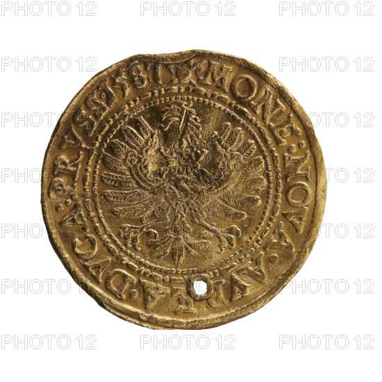 Obv. A standing figure in armour turned right with a sword at his left side, with his right hand resting on his hip, the left on the sword hilt. On his head is a ducal mitre. The figure divides a double inner border and a rim. In the rim, between the borders, the inscription GEORG.FRID:D:G - .M. - BR:DVX.PRVSS: Circles between the words. Rw. Prussian Eagle, on its chest a crowned letter S. On the rim between the borders an inscription beginning with the mint mark MONE:NOVA.AV, EA.DVCA:PRVSS. 1587. George Frederick (Duke of Karniów; 1539–1603) — iconography, male portrait. Ducal Prussia (1525–1701), Königsberg. Coin; diameter 23.0 mm; weight 3.42 g; axis 315°.