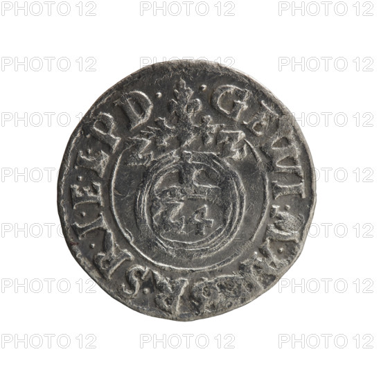 one-and-a-half, Pfahler, Ernest, George William Hohenzollern (Elector of Brandenburg; Duke of Prussia; 1620–1640), cross (iconographic), orb of rule (iconographic), coats of arms. Obv.: Royal orb with a cross with arms terminating in finials; in the lower part of the orb the value numerals Z4; on the sides of the cross the date numerals ZZ; in the rim between the borders an inscription divided by a cross .GE WI.MA, R.SR.IELPD. Rev.: Under the ducal mitre a five-field coat of arms; below in the shield a value numeral 3; in the rim between the borders an inscription separated by the mitre and the value numeral and ending with the hallmark, IEV, MON - DROICT, 1622. Ducal Prussia (1525–1701), Königsberg; coin; diameter 19.0 mm; weight 0.96 g; axis 225°.