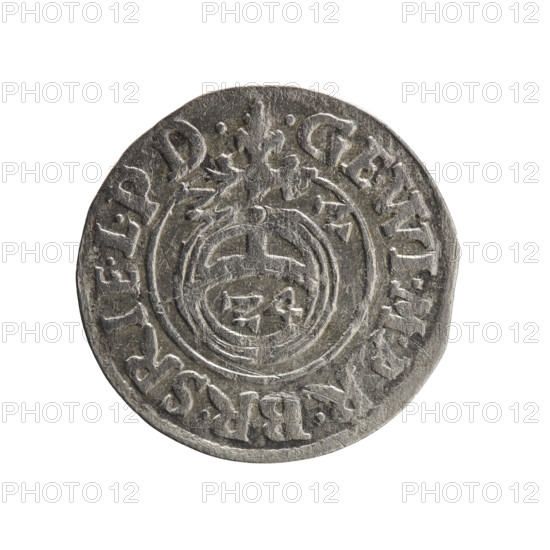 one and a half, Pfahler, Ernest, cross (iconographic), George William Hohenzollern (Elector of Brandenburg; Duke of Prussia; 1620-1640), orb of reign (iconographic), coats of arms. Obv.: Royal orb with a cross with arms terminating in finials. In the lower part of the orb, value numerals Z4. On the sides of the cross, date numerals ZZ. In the rim between the borders, an inscription divided by a cross .GE.WI.M.AR.BR.SR.IELPD. Rev.: Under the ducal mitre, a five-field coat of arms; below in the shield, the value numeral 3. In the rim between the borders, an inscription divided by the mitre and the value numeral and terminated with the hallmark DIE, & MO, DROICT, 1622. Königsberg, Ducal Prussia (1525–1701). Coin: diameter 19.3 mm; weight 1.00 g; axis 45 degrees.
