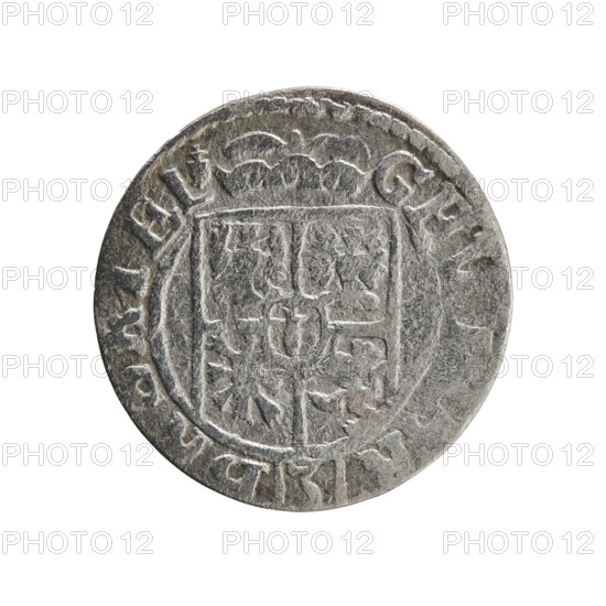 One-and-a-half thaler; maker: Ernest Pfahler. Obverse: under the ducal mitre a five-field heraldic shield, below in the shield the value numeral 3. In the rim between the borders an inscription separated by the mitre and the value numeral and terminating with a heart; hallmark GE, I, R; EL Rw. Reverse: royal orb with a cross whose arms terminate in finials. In the lower part of the orb the value numerals 24; on the sides of the cross the date numerals 2-4. In the rim between the borders an inscription divided by a cross MONE NOVA DVC, 1624. Subject/place: George William Hohenzollern (Elector of Brandenburg; Duke of Prussia; 1620–1640); Duchy: Ducal Prussia (1525–1701), Königsberg. Object: coin; diameter 19.2 mm; weight 0.98 g; axis 280°.