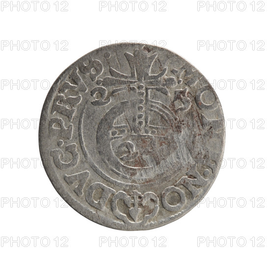 one-and-a-half, cross (iconographic), George William of Hohenzollern (Elector of Brandenburg; Duke of Prussia; 1620-1640), orb of reign (iconographic), coats of arms. Obv. Under the ducal mitre, a five-field heraldic shield, below in the shield the value numeral 3. In the rim between the borders an inscription separated by the mitre and the value numeral GE.WI.MA - BR.SR, E. Rw. Royal orb with a cross with arms terminating in finials. In the lower part of the orb, value numerals 2, . On the sides of the cross, date numerals 2-5. In the rim between the borders an inscription divided by a cross and a heart - hallmark, MO, .NO - DVC.PRVS., 1625. Ducal Prussia (1525-1701), Königsberg; coin: diameter 19.0 mm, weight 0.90 g, axis 60 degrees.
