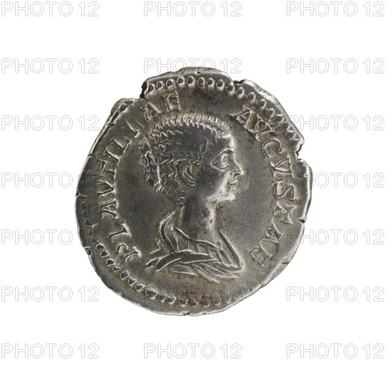 Denarius, Plautilla (ca. 185–212; Roman empress 202–205). Obverse: PLAVTILLAE AVGVSTAE — draped bust of the empress at right, hair arranged in waves and tied in a bun at the back of the head; pearl border. Reverse: CONCORDIA AETERNAE — Caracalla standing on the right shakes hands with Plautilla standing in front of him; pearl border. Date: 211–217. Roman Empire. Rome. Coin; diameter 17.8 mm; weight 2.89 g.