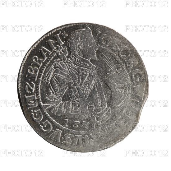 Male bust in armor, coats of arms; George William Hohenzollern (Elector of Brandenburg; Duke of Prussia; 1620–1640) — iconography. Obv.: A bust in armor turned right, girded with a sash; a sceptre in his right hand. In front of the bust, on the right side in the coin field, a helmet with a plume. Below the date numeral 1621. The figure's head divides the inner border. In the rim between the borders: inscription +GEORG WIL, VS.VGGMZBRAN:+. Rev.: Below the ducal mitre, a five-field coat of arms with ornaments. In the rim between the borders, an inscription divided by a mitre: D., CV.CHVR.FIPZGC.BH, 1621. Ducal Prussia (1525–1701), Königsberg. Coin: diameter 29.5 mm, weight 7.18 g, axis 135°.