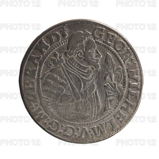 Obv. A bust in armor turned right, girded with a sash. A sceptre in his right hand. In front of the bust on the right side, in the coin field, a helmet with a plume. The figure's head divides the inner rim. On the rim between the rims is an inscription ending with a heart GEOR:WILHELM:V:G:G:M:, BRAND. Rev. Under the ducal mitre, a five-field coat of arms with ornaments. On the sides of the shield, the date numerals ZZ. In the rim between the borders an inscription divided by a mitre D:H:R:R:ERT:C:V:CHVRF:I:P:Z:G:C:B:H, 1622. Ducal Prussia (1525–1701), Königsberg; coin. Diameter 29.6 mm, weight 6.67 g, axis 0°. Makers: Pfahler, Ernest; iconography: George William Hohenzollern (Elector of Brandenburg; Duke of Prussia; 1620–1640).