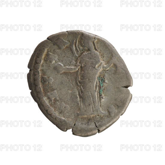 Denarius, Antoninus Pius (86–161; Roman emperor 138–161), Faustina the Elder (98–141; Roman empress 138–141). Obverse: DIVA FAVSTINA (poorly legible). Bust of the empress turned to the right, in drapery with hair arranged in a bun on top of the head. Reverse: AETER..., S Providentia stands turned to the left; in her right hand she holds a sphere, in the left she supports a veil floating around her head. Pearl border. After 141. Roman Empire (27 BC–476), Rome. Coin, weight 3.08 g, axis 180°.