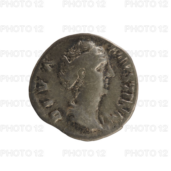Denarius, after 141 CE. Obverse: DIVA FAVSTINA — Bust of Faustina the Elder (98–141 CE), empress (wife of Antoninus Pius, 86–161 CE), turned right, draped, hair in a bun. Reverse: AVG VSTA — Juno seated right, left hand at her side, holding a scepter diagonally in the right. Pearl border. Roman Empire (27 BC–476), Rome. Coin; weight 2.95 g; axis 180°.