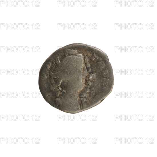 Denarius, Antoninus Pius (86–161; Roman emperor 138–161) and Faustina the Elder (98–141; Roman empress 138–141). Obverse: Bust of the empress turned to the right, draped, hair in a bun; legend beginning 'DIVA FAVS' (beginning of the legend poorly legible). Reverse: Vesta veiled, standing left, holding a patera over a burning altar, with the palladium; inscription 'AV' (after 141, Rome, Roman Empire). Coin; weight 3.12 g; axis 180°.