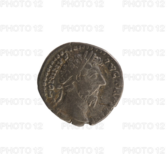 Denarius, Marcus Aurelius (121–180; Roman emperor 161–180). Obverse: Head of Marcus Aurelius with a laurel wreath, right. Pearl border. Legend: TONINVS VG TR P (last part of the legend partially visible). Reverse: Minerva stands turned right, throwing a javelin with her right hand and holding a shield in her left. Pearl border. Date: 169–170. Roman Empire (27 BC–476), Rome. Coin; weight 3.42 g; axis 180°.