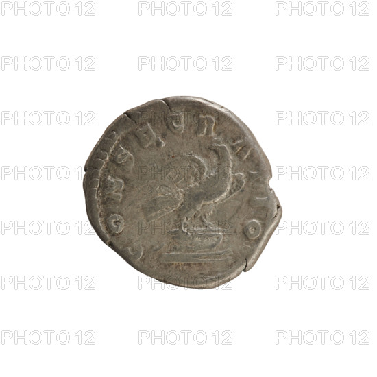 Denarius, Commodus (161–192), posthumous issue for Marcus Aurelius (121–180). Obverse: DIVVS M. TONINVS PIVS — head of Marcus Aurelius; pearled border. Reverse: CONSECRATIO — eagle standing right, head turned left, on an altar decorated with a garland; pearled border. Roman Empire, Rome, 180 CE. Silver coin, weight 2.97 g, axis 180°.