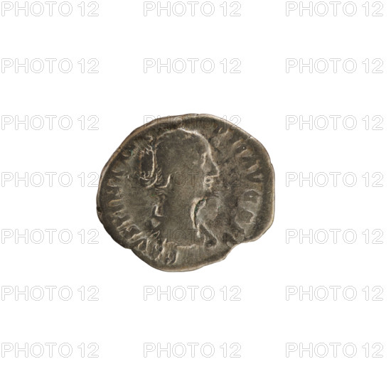 denarius, Antoninus Pius (86–161; Roman emperor 138–161), Faustina the Younger (ca.130–176; Roman empress 161–176), busts, imperial busts, Concordia (personification), cornucopia (attribute). Obverse: Bust of the empress right in drapery, hair in waves tied in a bun; legend ADV. FAVSTINA AVG P II AVG FIL. Reverse: CONCO RDI, Concordia seated left, holding a flower in her right hand and supporting her left on a cornucopia; sphere under the seat. Pearl border. Date: 152–153, Rome, Roman Empire (27 BC–476). Coin; weight 2.78 g; axis 180°.
