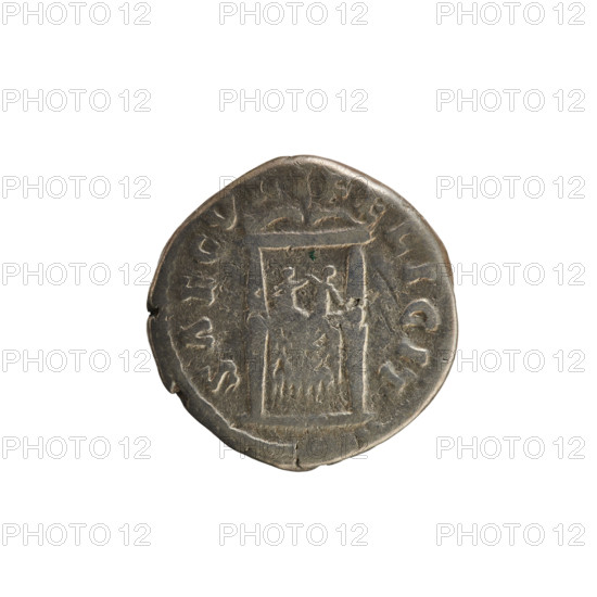 Denarius, Marcus Aurelius (121–180), Faustina the Younger (ca. 130–176), draped bust of the empress right, hair in waves tied in a bun, wearing a diadem; pearl border. Reverse: SAECVLI FELICIT — throne decorated with drapery on which two children sit; pearl border. Roman Empire, 161–176 CE. Rome. Coin; weight 3.34 g; axis 180°.